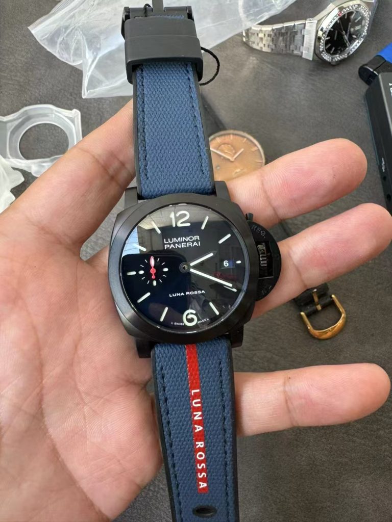 Replica Panerai Luna Rossa 1408