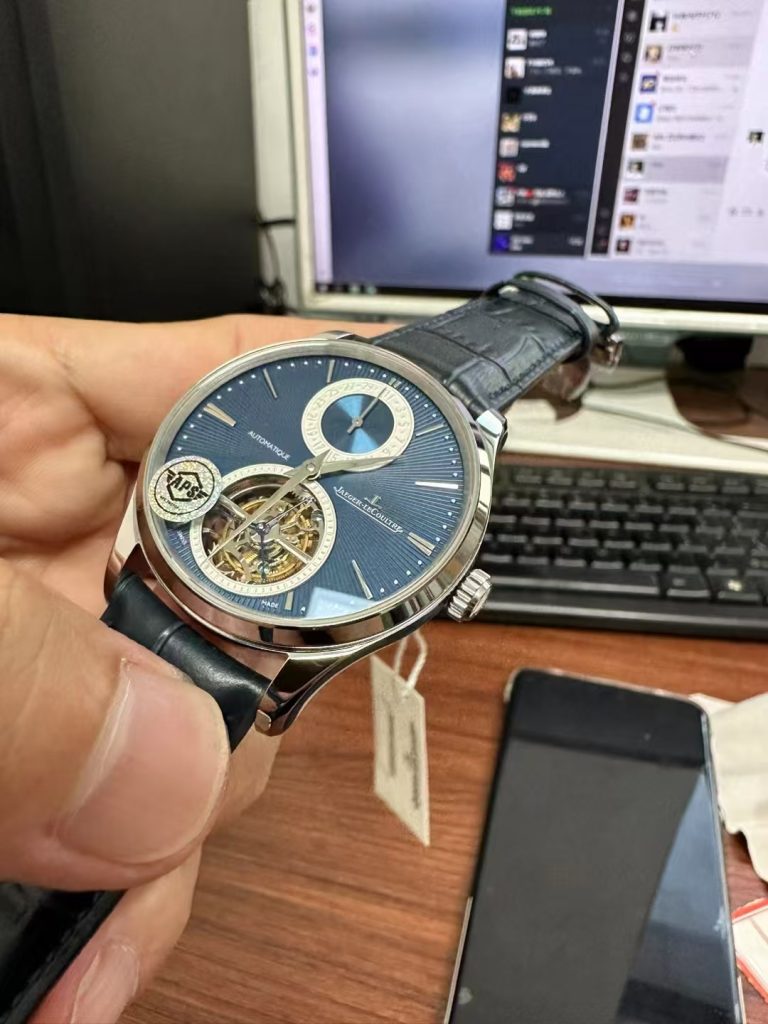 Replica Jaeger LeCoultre Blue Dial